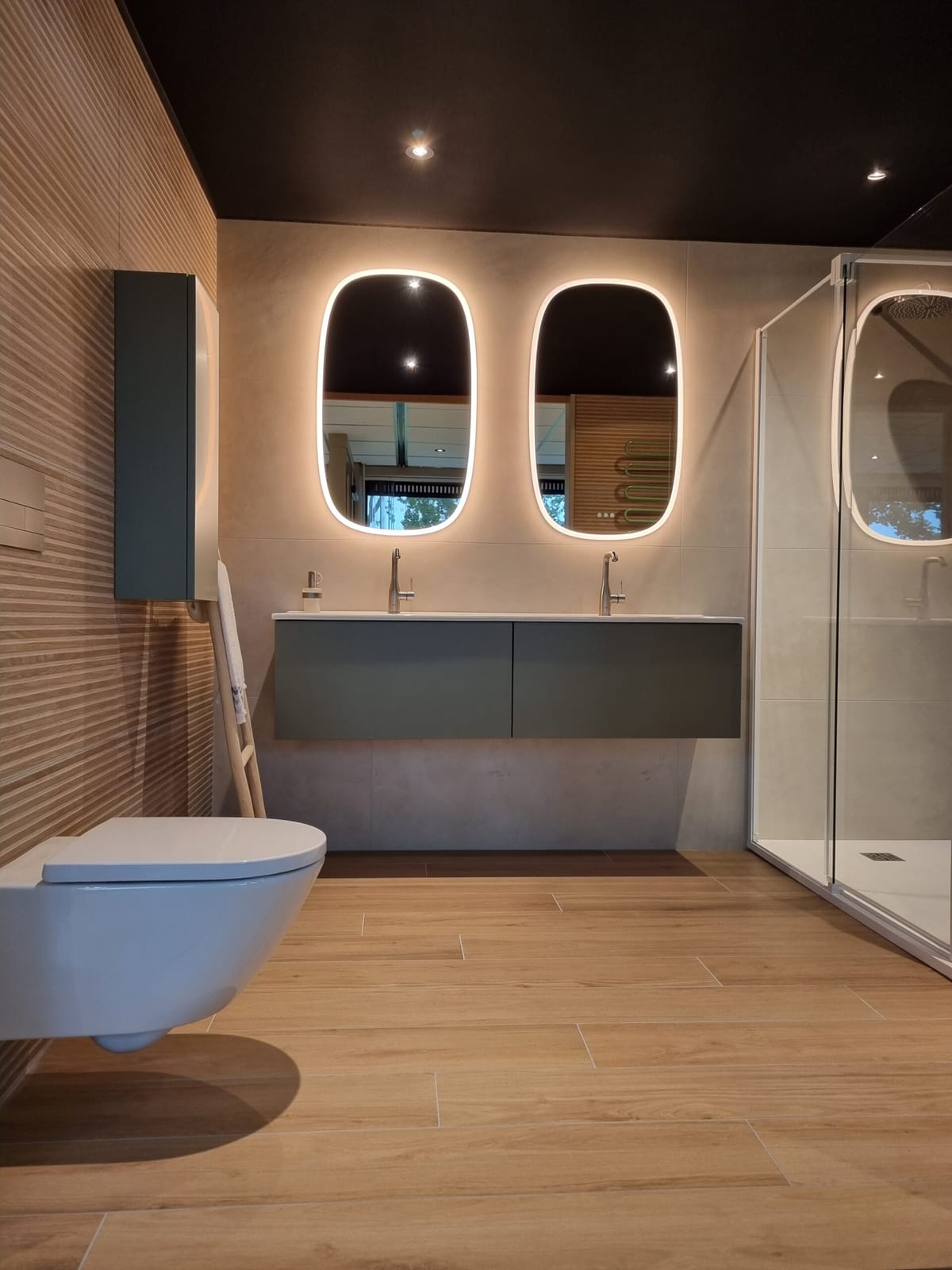 In onze showroom — foto 3